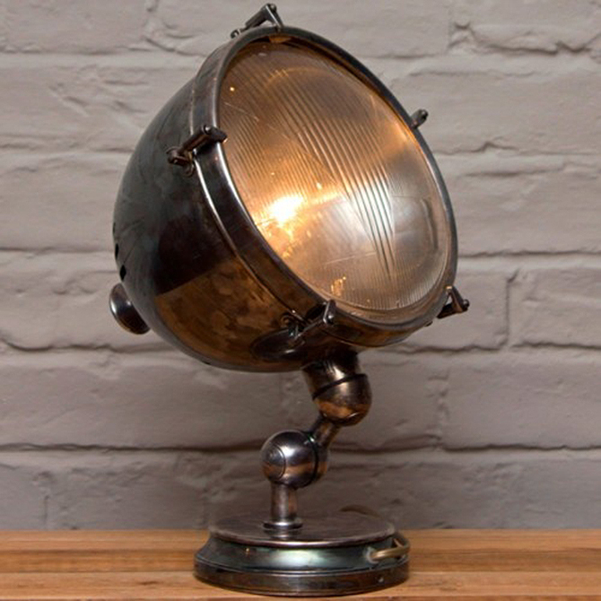 "23 vintage lamps "