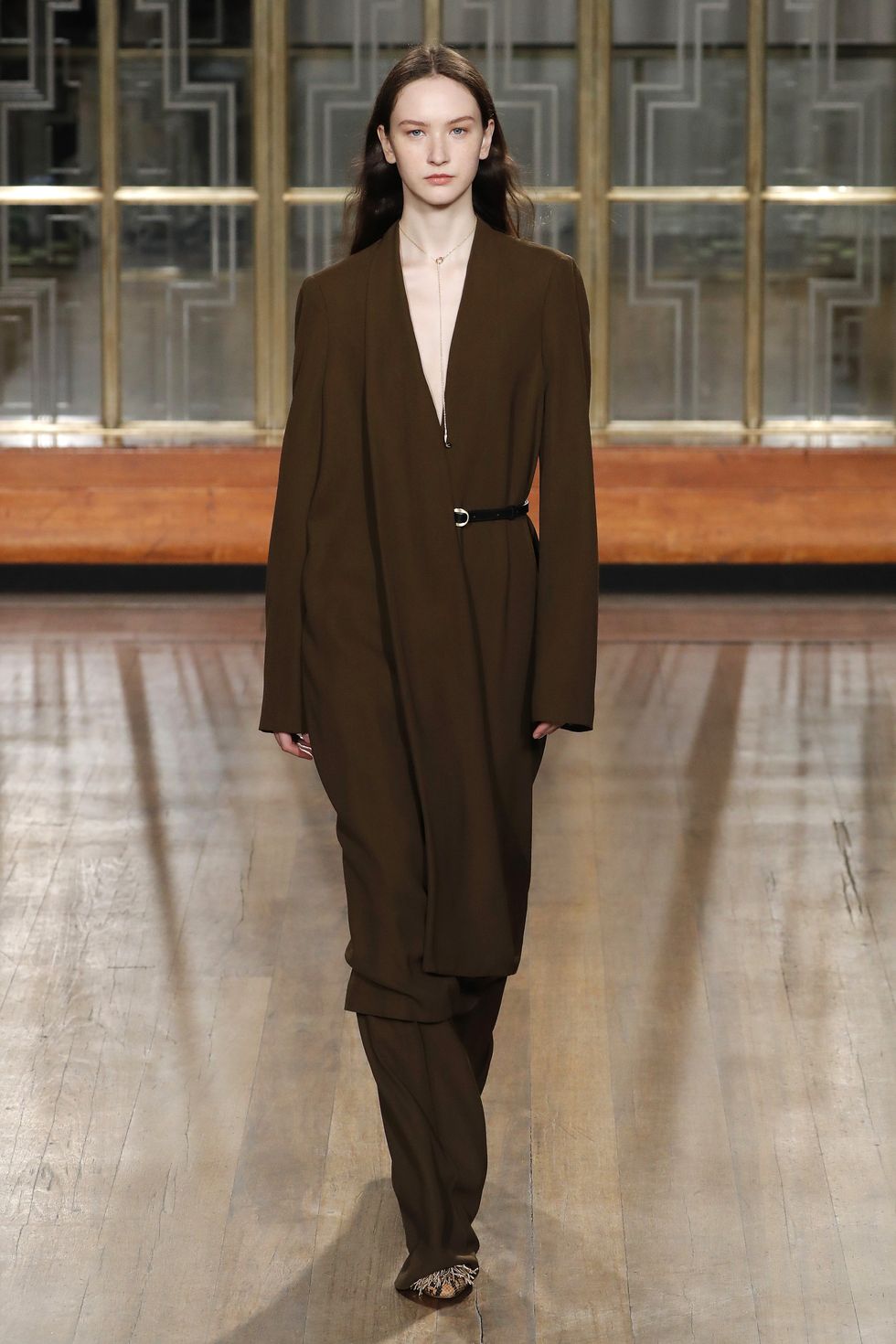 ? London Fashion Week 2020: Runway Trends You Can Bring To Your Home Décor!