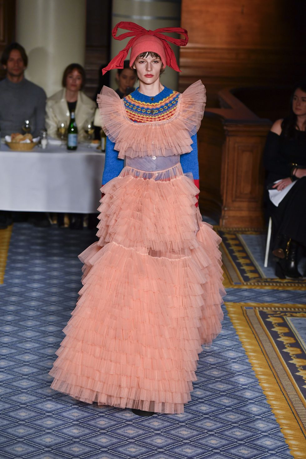 ? London Fashion Week 2020: Runway Trends You Can Bring To Your Home Décor!