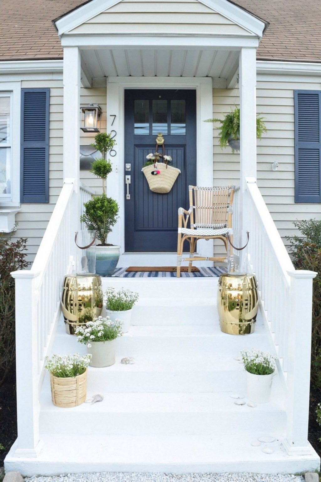 15 Porch Design Ideas That Will Have You Outside All Summer Long ☀️